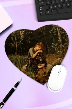 Купить коврик для мыши в форме сердца с принтом "Alyonushka"