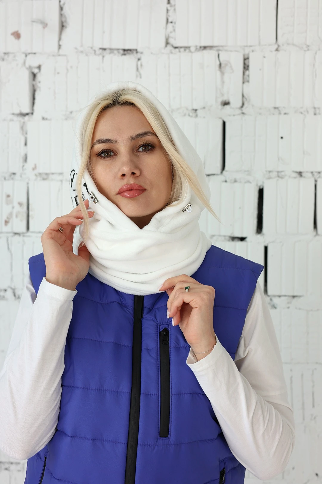 Капор Рейс флисовый взрослый, однотонный белый#3 Капор Рейс флисовый взрослый, однотонный белый#3