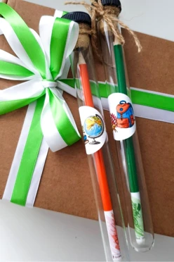 Карандаш в колбе (из наших карандашей можно вырастить цветы ,овощи, пряные травы и даже деревья)#1