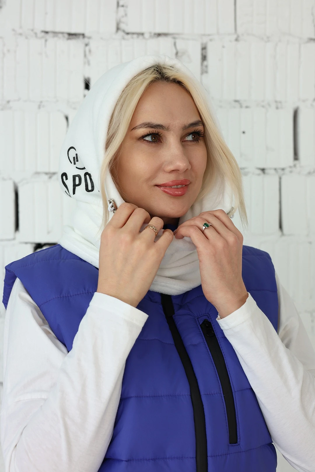 Капор Рейс флисовый взрослый, однотонный белый#1 Капор Рейс флисовый взрослый, однотонный белый#1