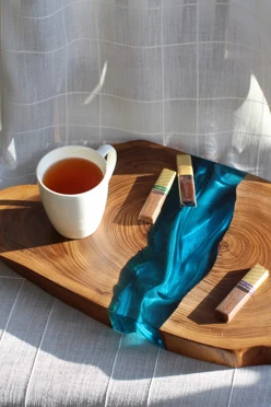 Сервировочная доска из дерева со смолой, 30х20 см#6