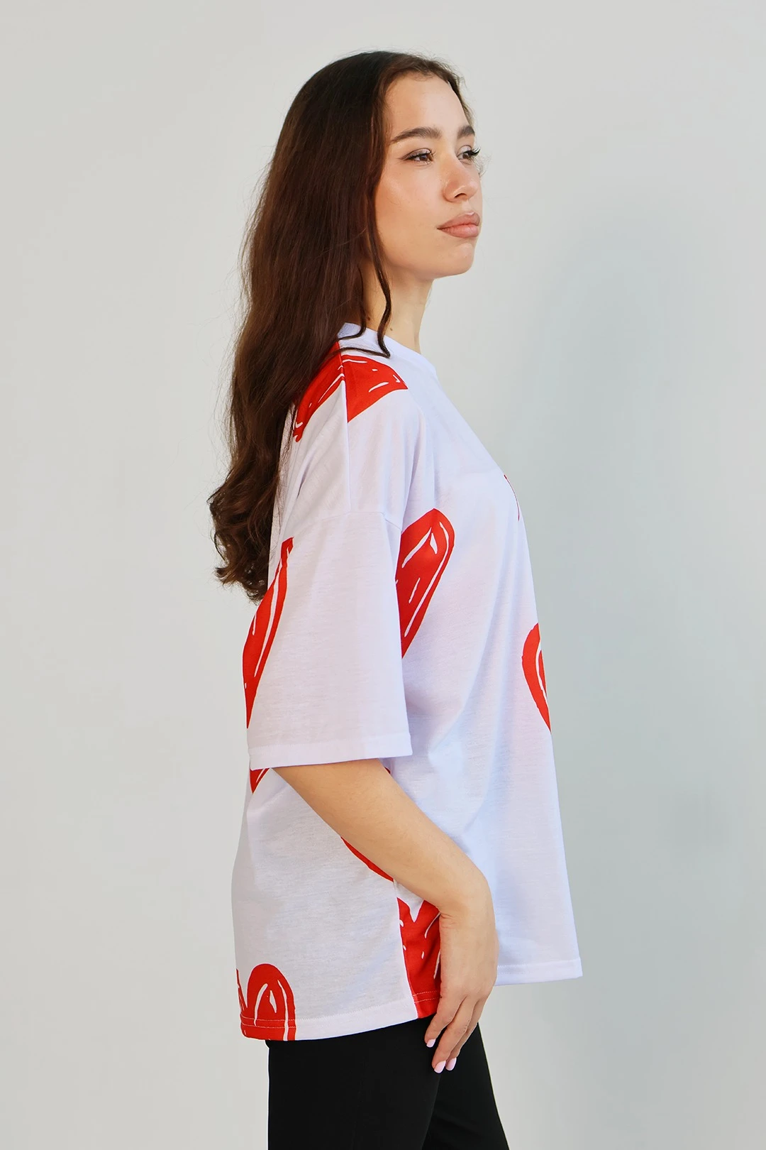 Купить футболку Макс оверсайз унисекс с принтом "Love" Купить футболку Макс оверсайз унисекс с принтом "Love"