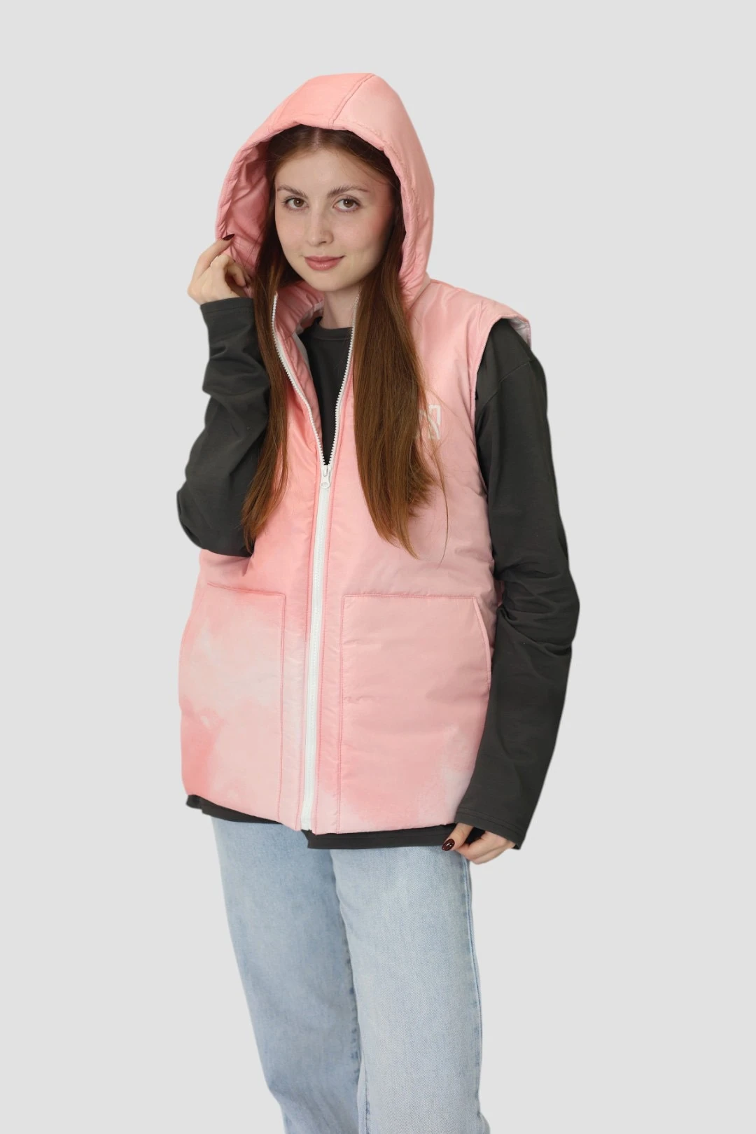 Жилет Трис на синтепоне с капюшоном унисекс, с полной запечаткой "Gn"#1