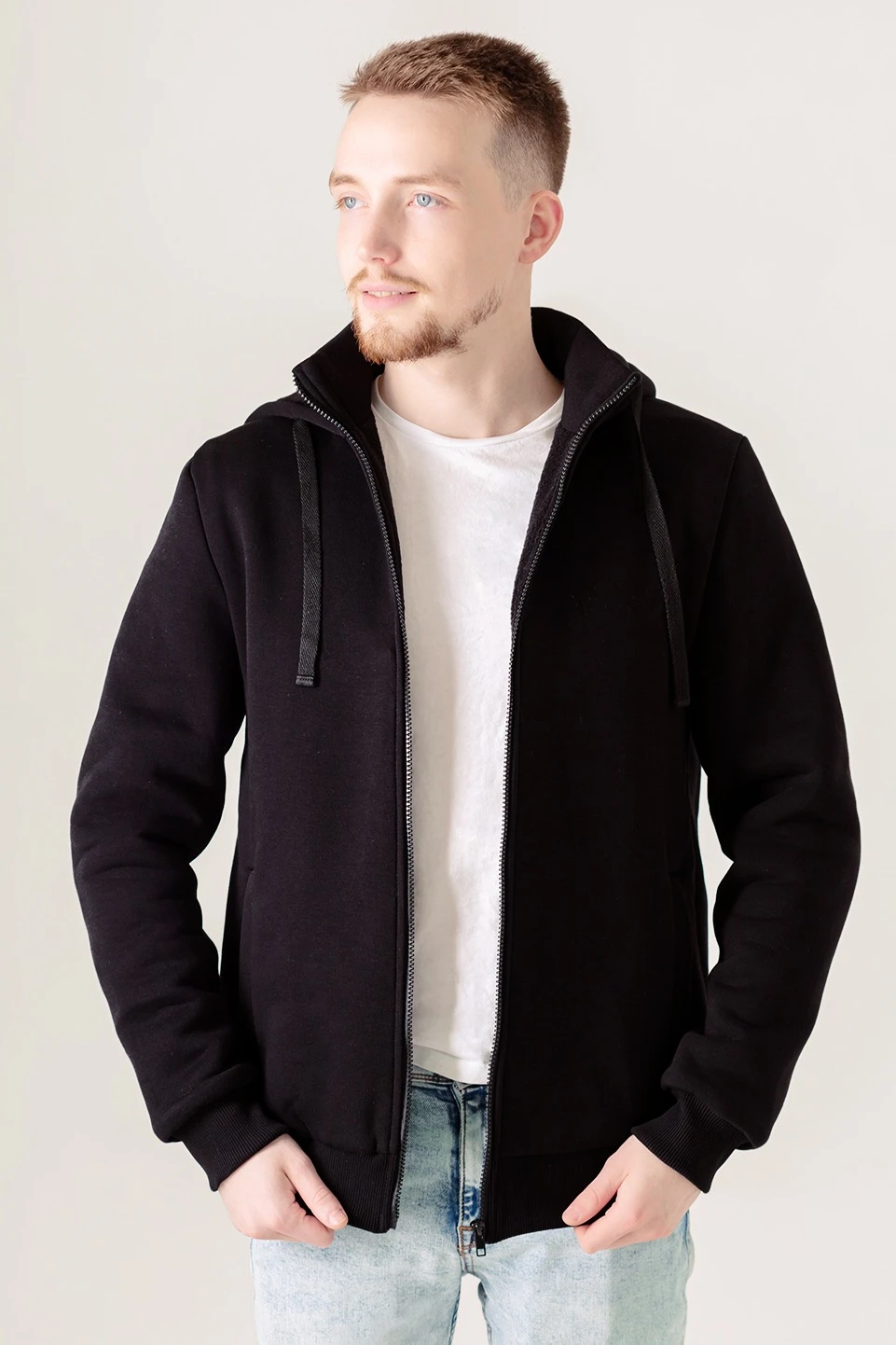 Купить балахон Джеймс из футера на флисе унисекс, однотонный черный Купить балахон Джеймс из футера на флисе унисекс, однотонный черный