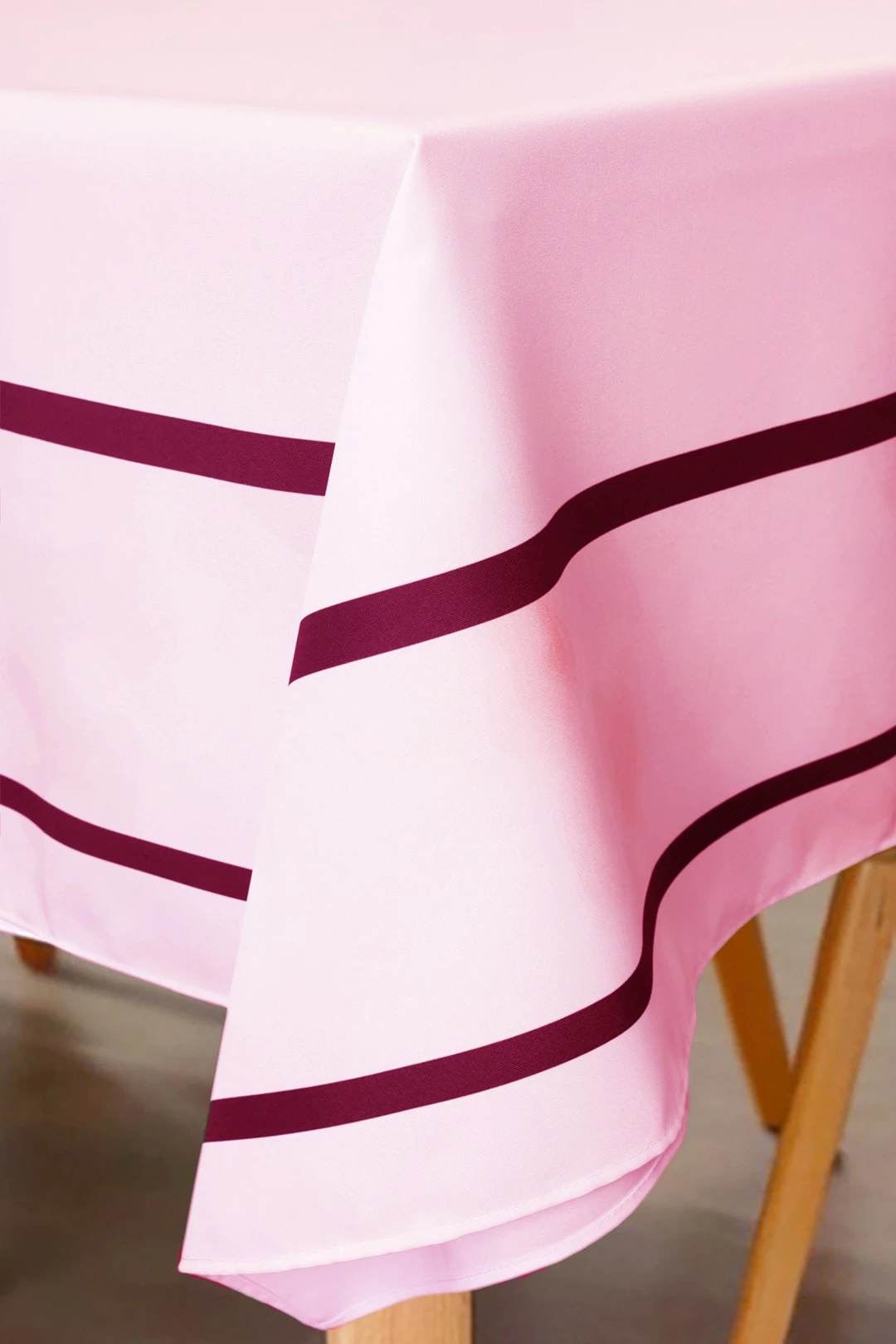 Скатерть прямоугольная 135х180 см, с полной запечаткой (полиэстер) "Pink Lake"#2