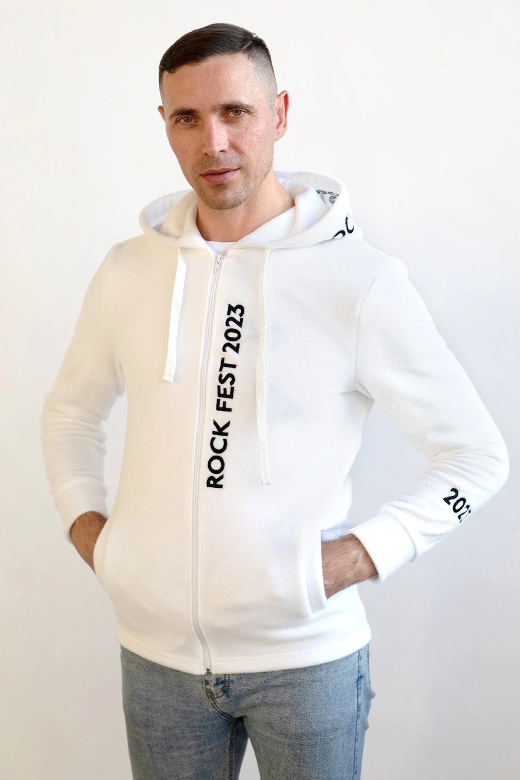 Купить толстовку Харисон флисовую с капюшоном унисекс, однотонную "Rock Fest" Купить толстовку Харисон флисовую с капюшоном унисекс, однотонную "Rock Fest"