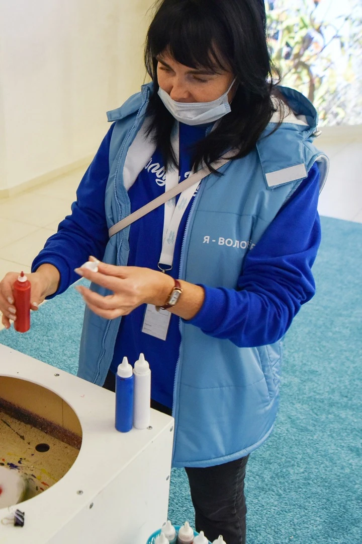 Жилет Диего на синтепоне с капюшоном унисекс, с полной запечаткой "Good"#2 Жилет Диего на синтепоне с капюшоном унисекс, с полной запечаткой "Good"#2