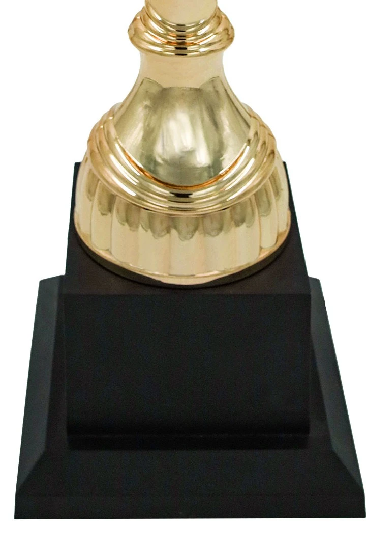 Кубок ИК0085 с крышкой#1