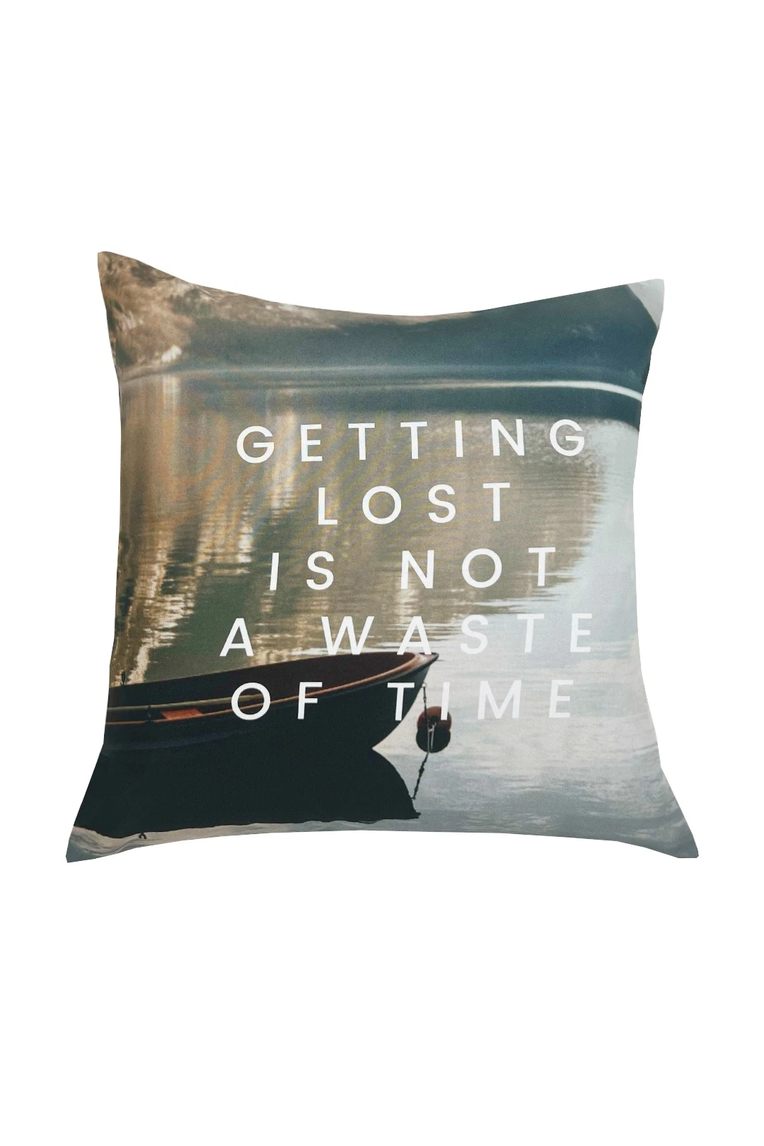 Купить подушку 50х50 см, с принтом "Getting lost is not a waste of time" Купить подушку 50х50 см, с принтом "Getting lost is not a waste of time"