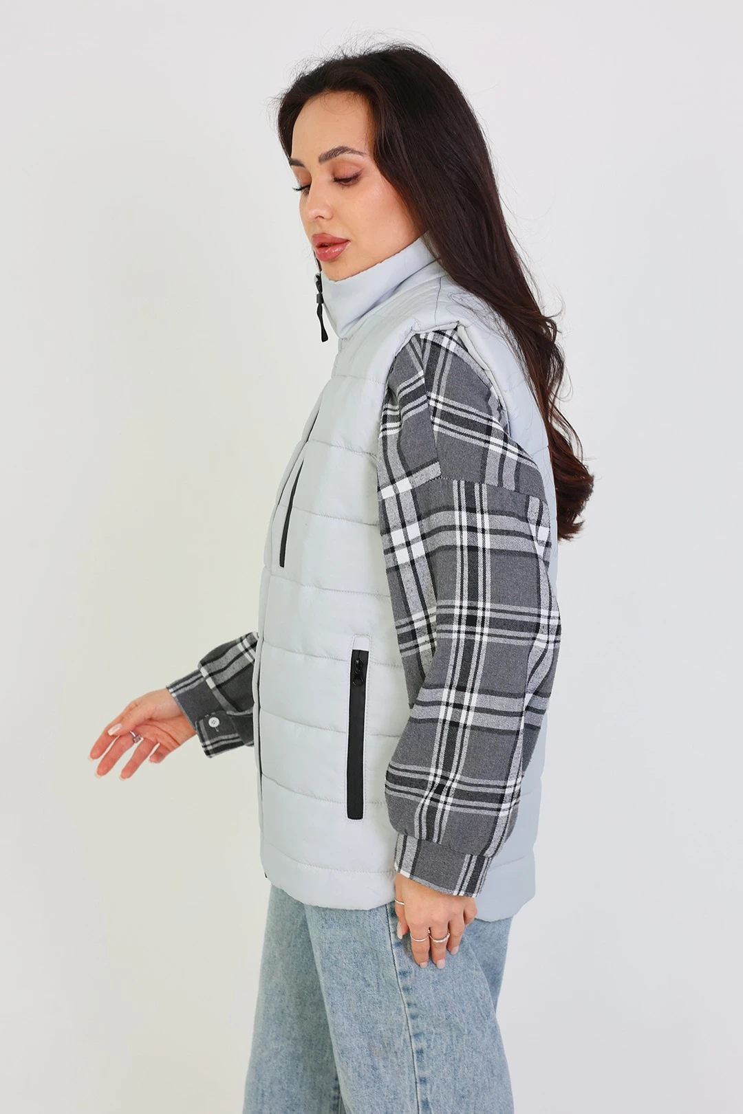 Жилет Эмбер на синтепоне со стежкой унисекс, однотонный серый#2 Жилет Эмбер на синтепоне со стежкой унисекс, однотонный серый#2