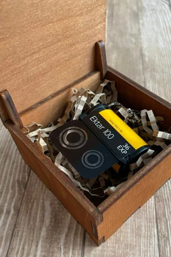 Брелок фотопленка в подарочной коробке#1