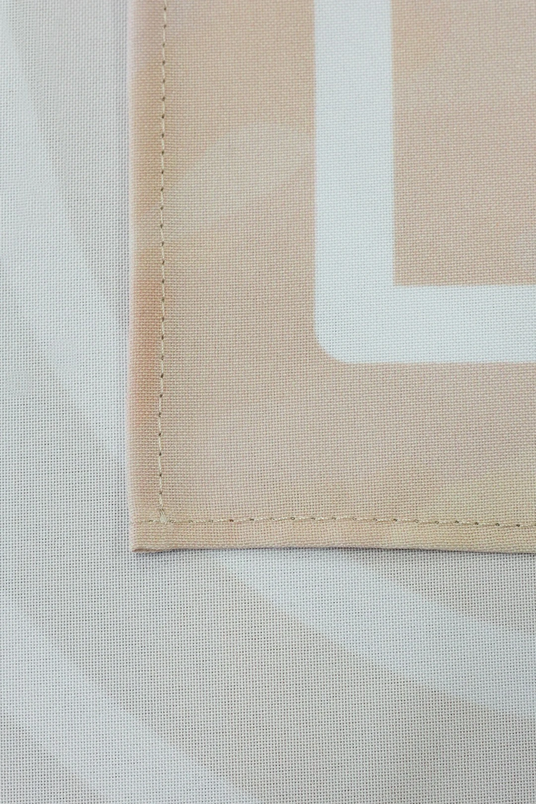 Скатерть квадратная 135х135 см, с полной запечаткой (полиэстер) "Latte"#3