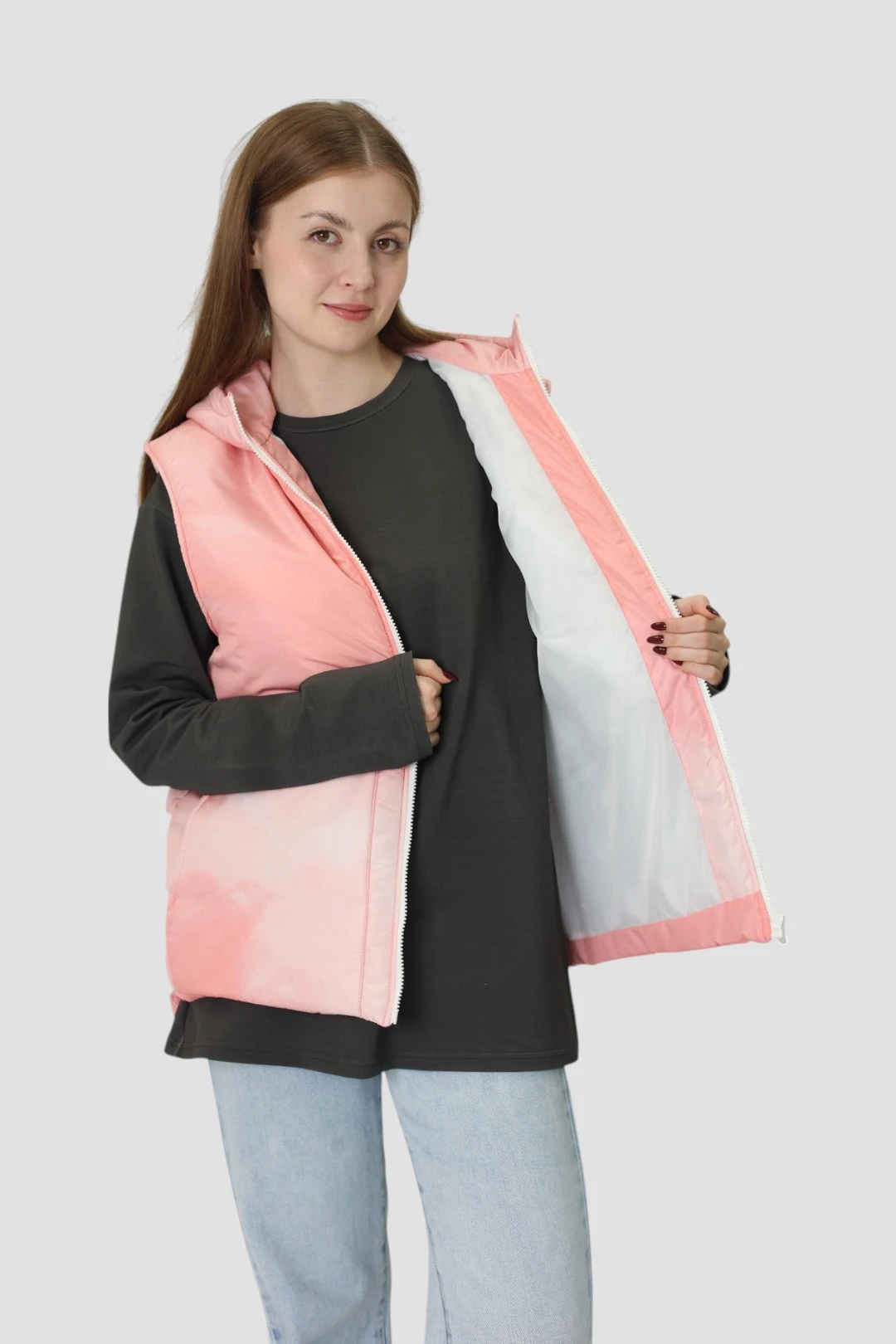 Купить жилет Трис на синтепоне с капюшоном унисекс, с полной запечаткой "Gn"