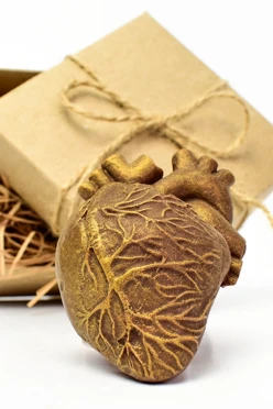 Купить шоколадное Анатомическое Сердце 6 х 4,5 х 2 см (136) 50гр.