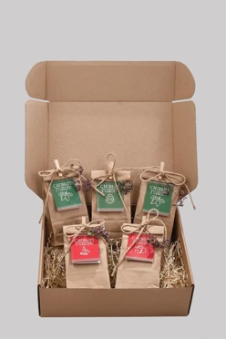 Подарочные наборы травяного чая с брендированием | Корпоративные подарки на Новый год