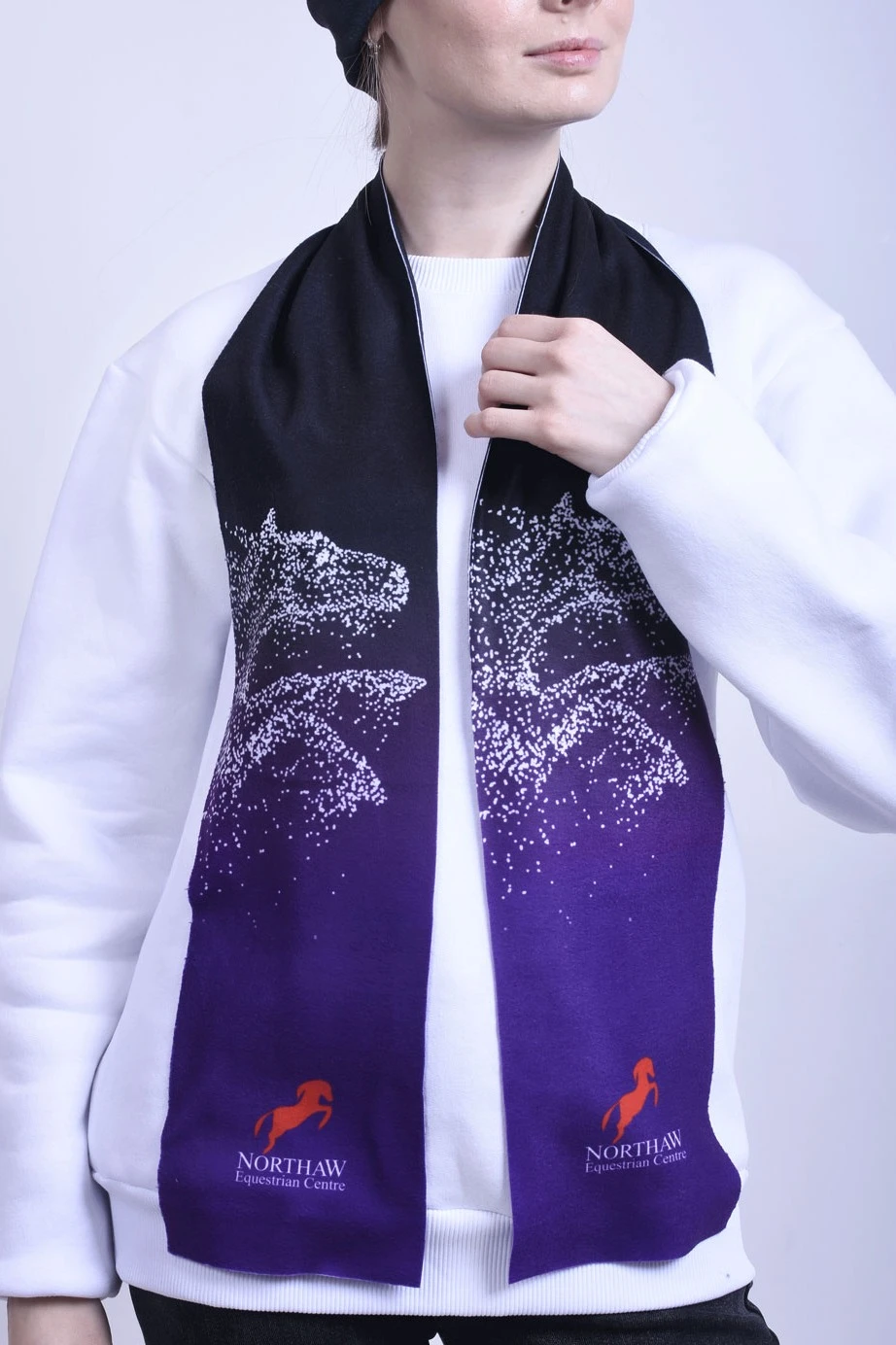 Купить шарф однослойный 15х150 см "Northaw" Купить шарф однослойный 15х150 см "Northaw"