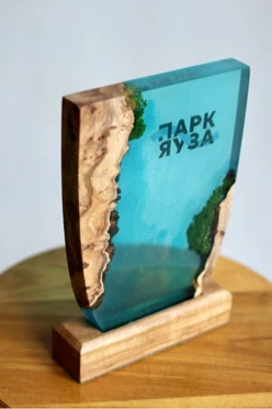 Светильник из дерева и смолы, 15х25 см