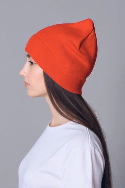 ШКупить шапку Бани флисовую однослойную взрослую, однотонную красную