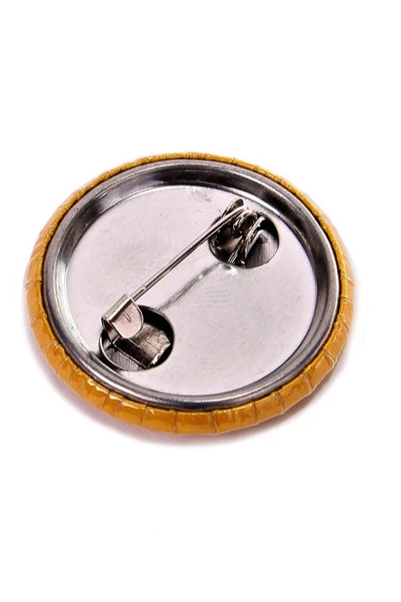 Купить значок закатной Ø 37 мм "cuboro" Купить значок закатной Ø 37 мм "cuboro"