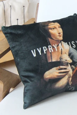 Купить подушку 30х30 см, с принтом "Ermine"