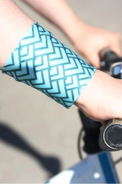 Напульсник полиэстеровый мужской 8х9 см#1