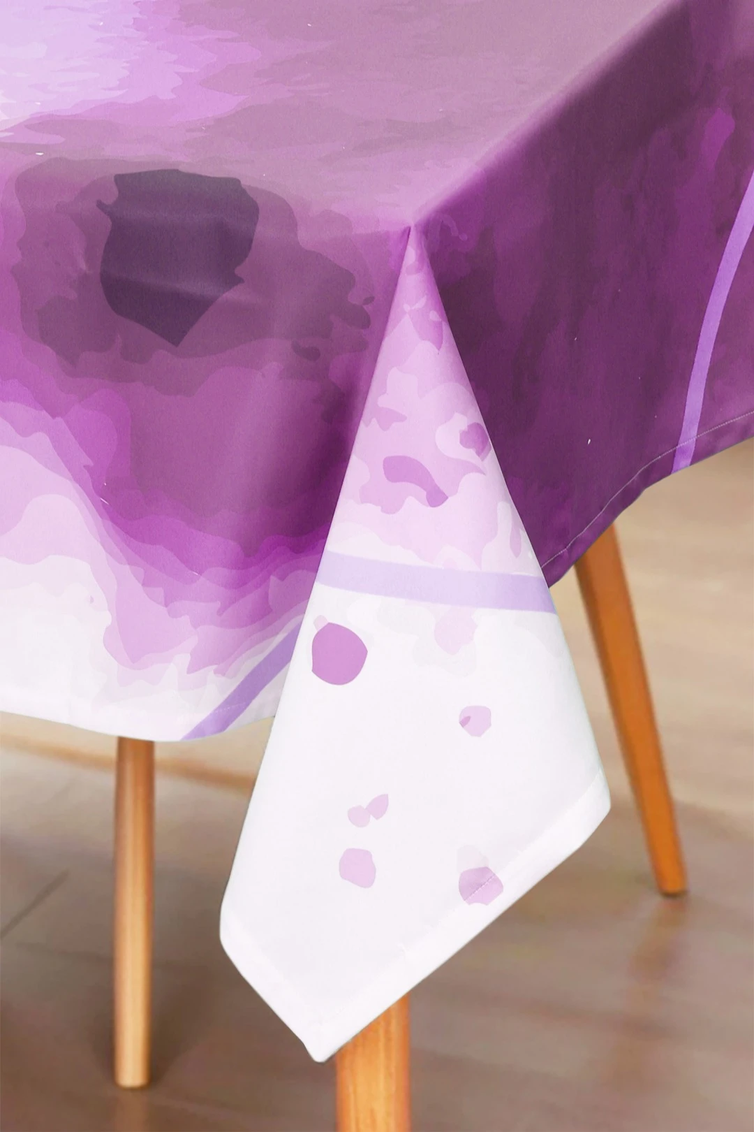 Скатерть прямоугольная 135х180 см, с полной запечаткой (полиэстер) "Purple spot"#2