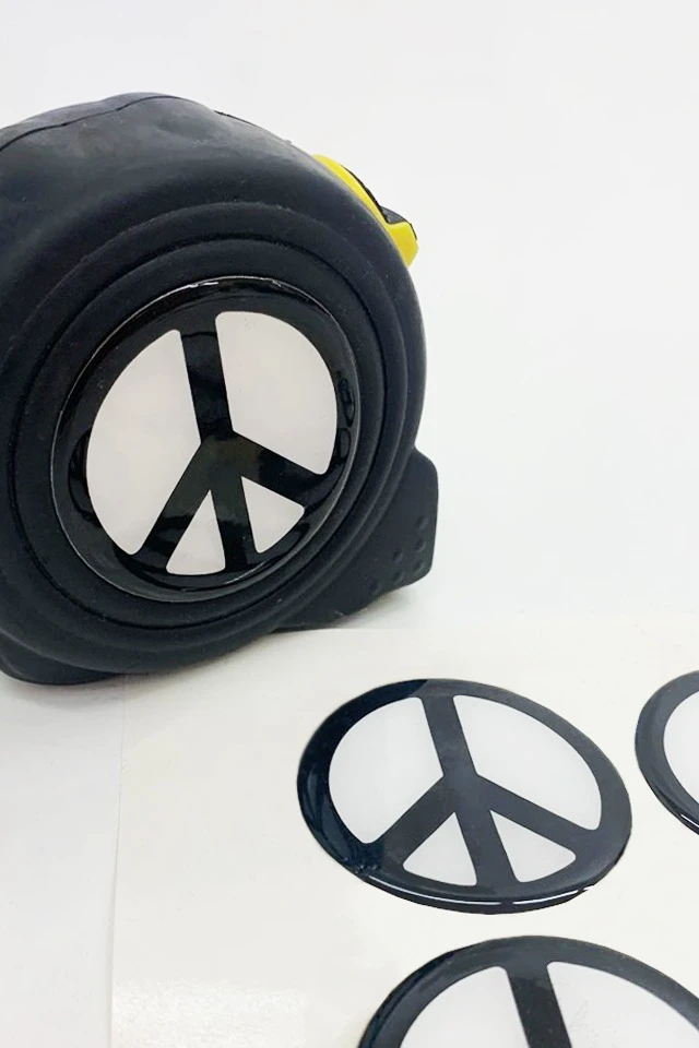 Наклейка заливная 5х5 см, с нанесением "Peace"#2