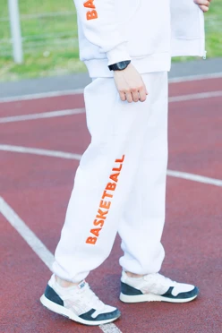 Купить брюки Хит из футера с начесом мужские, однотонные "Basketball"