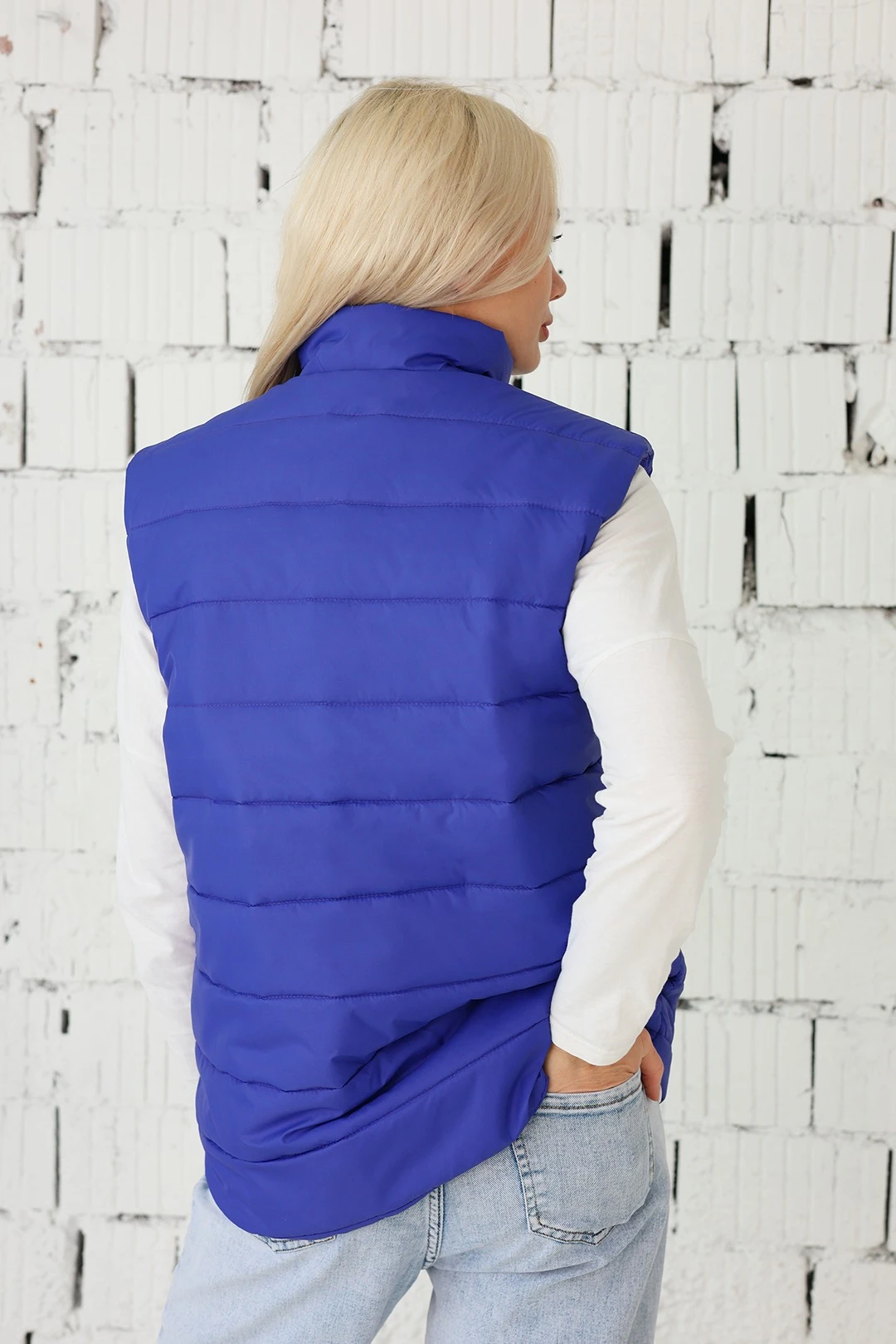 Жилет Эмбер на синтепоне со стежкой унисекс, однотонный синий#1