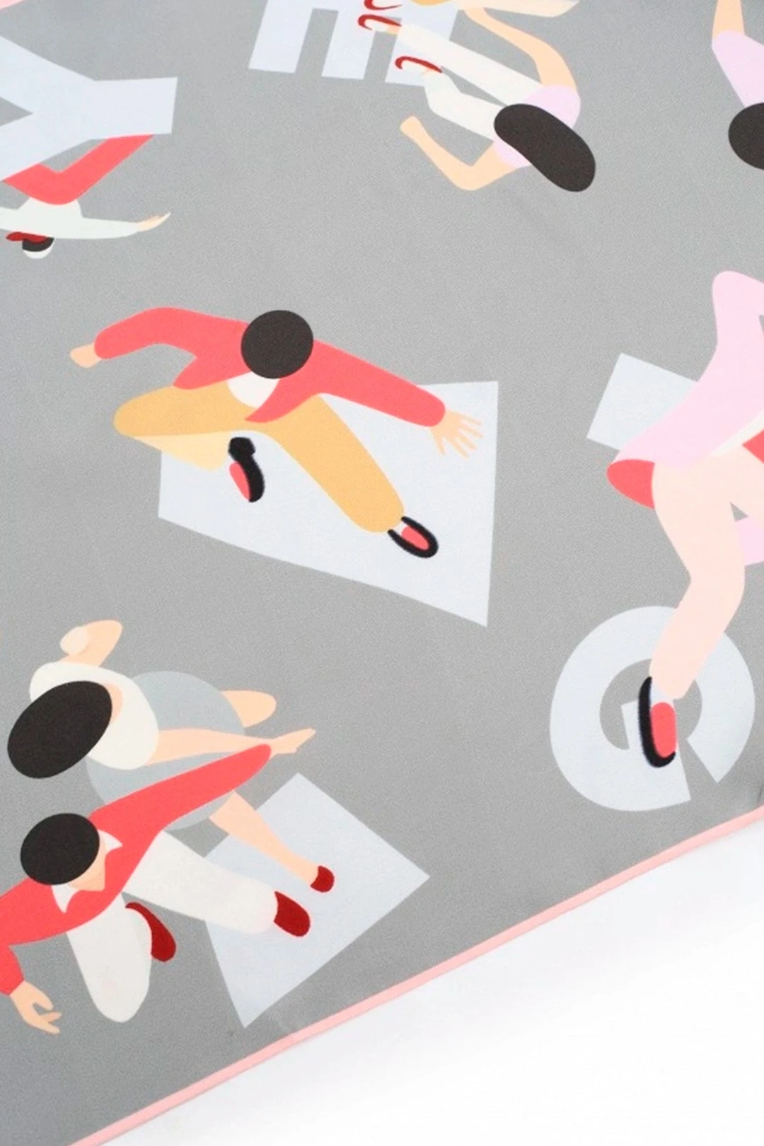 Купить косынку Шарлотта 65х65х95 см, с полной запечаткой "People"