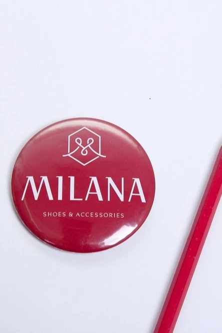 Значок закатный диаметр 58 мм, с печатью "Milana"#1