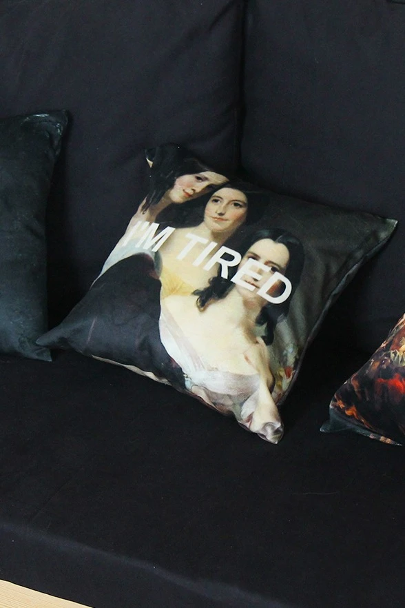 Подушка 30х30 см, с принтом "Ermine"#1 Подушка 30х30 см, с принтом "Ermine"#1