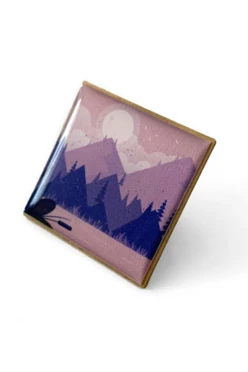 Купить значок заливной Квадрат 25х25 мм, с принтом "Mountain"