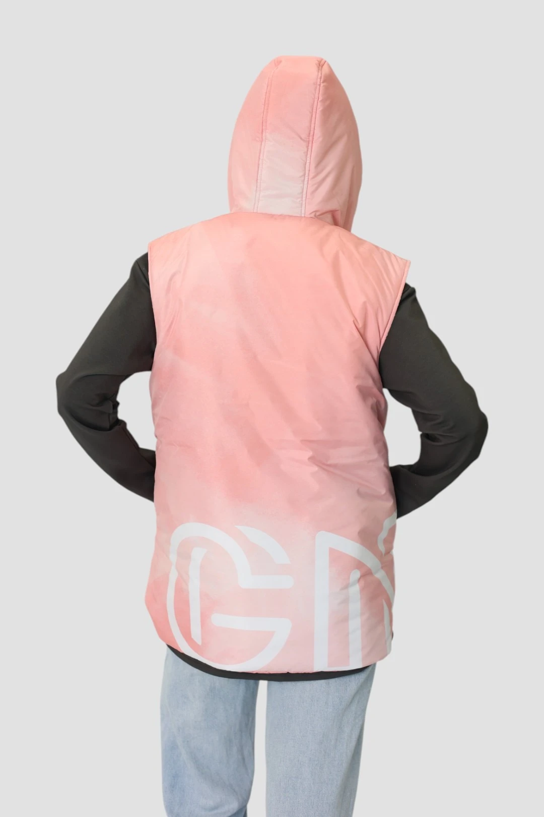 Жилет Трис на синтепоне с капюшоном унисекс, с полной запечаткой "Gn"#2