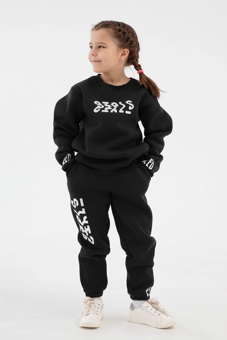 Купить брюки Хит из футера с начесом детские, однотонные черные Купить брюки Хит из футера с начесом детские, однотонные черные