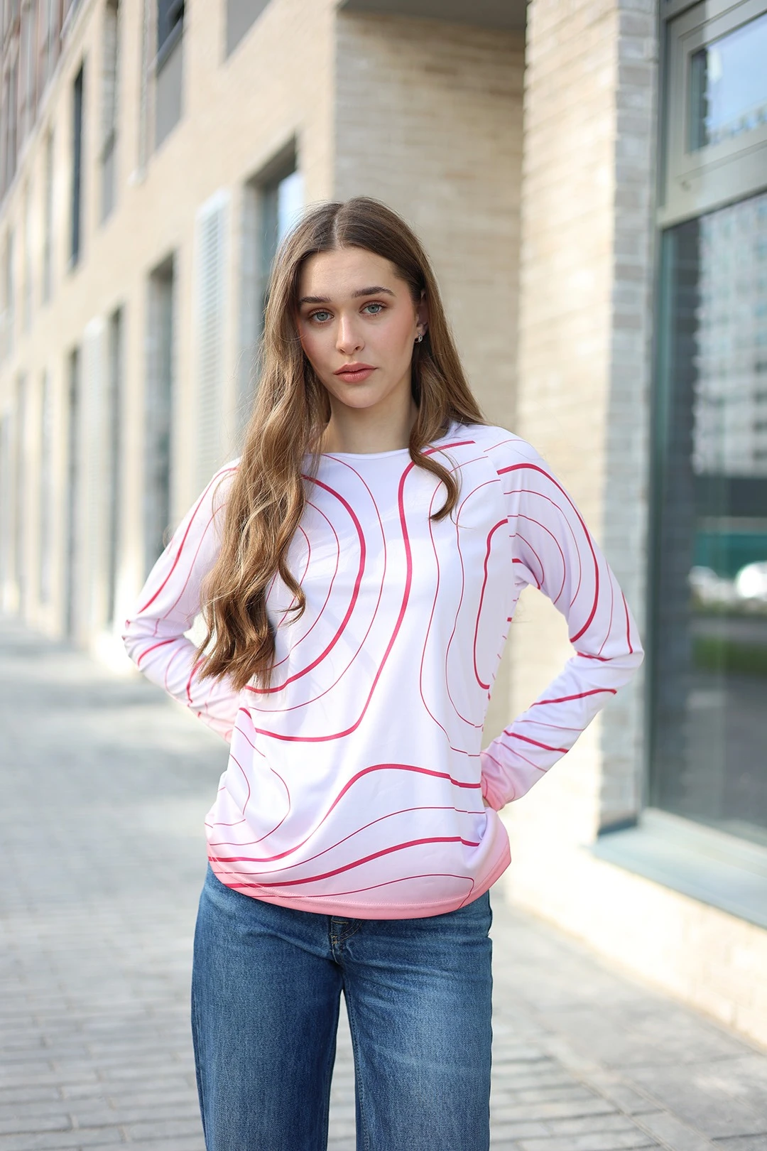 Купить лонгслив Спэйс Плюс женский с полной запечаткой "Red Line"