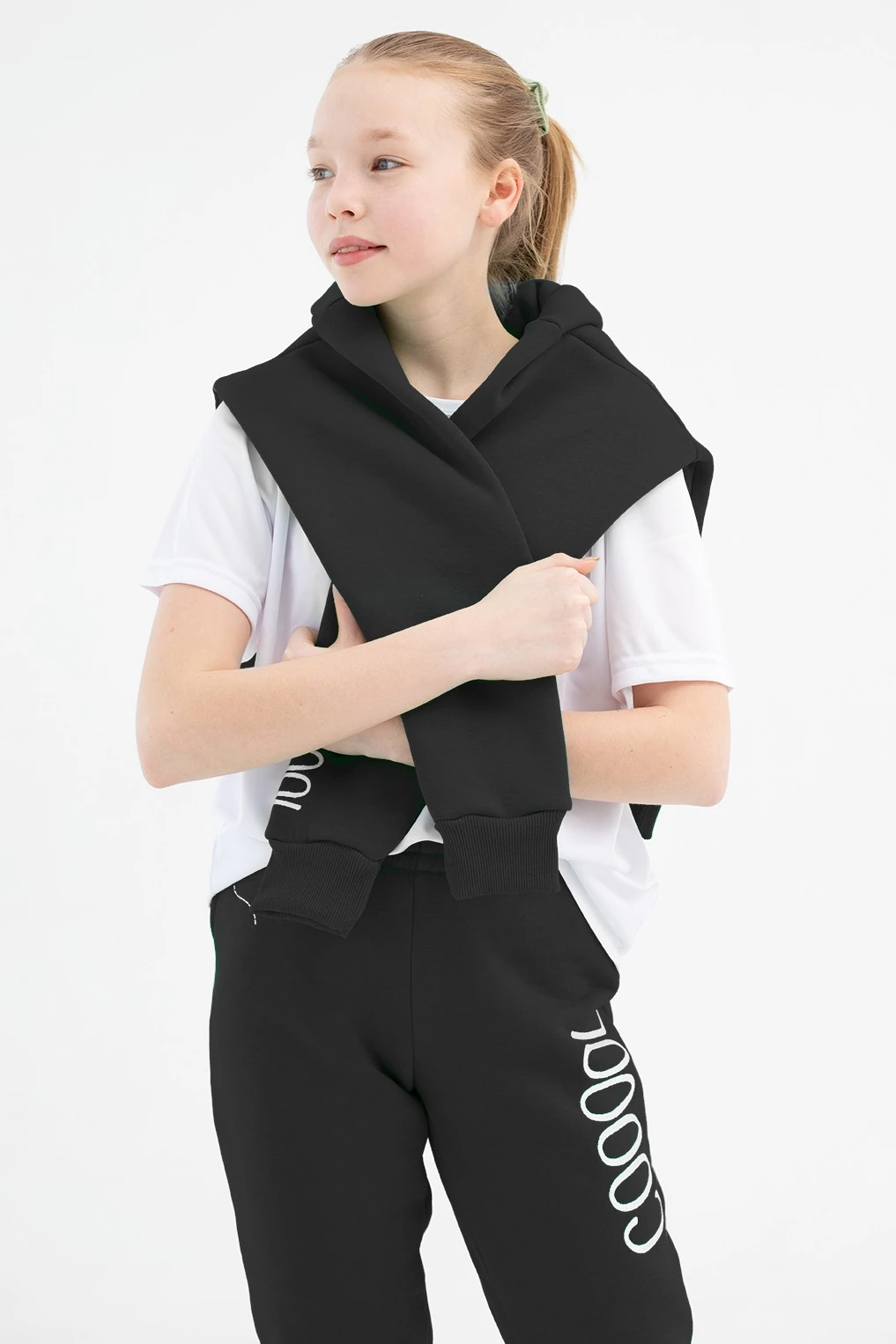 Купить худи Майк из футера детскую, однотонную черную