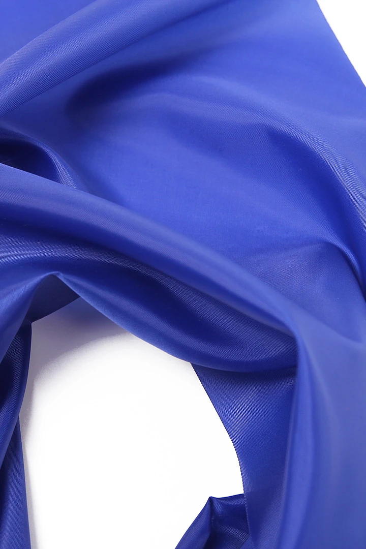 Косынка Лолла из шелка расцвечивания 60х60х90 см, однотонная синяя#8