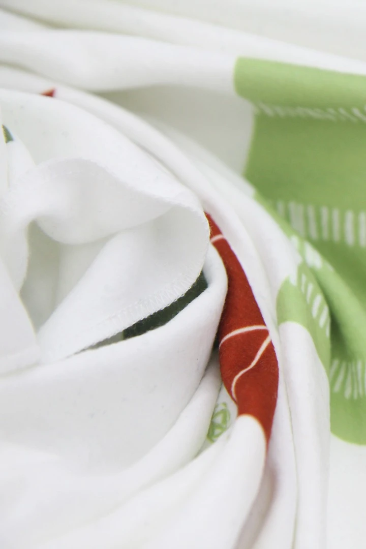 Плед Палитра флисовый 120х150 см (односторонний), с полной запечаткой "New Year 2022"#3 Плед Палитра флисовый 120х150 см (односторонний), с полной запечаткой "New Year 2022"#3