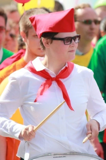 Пилотка Пионер из цветного шелка, однотонная красная#3