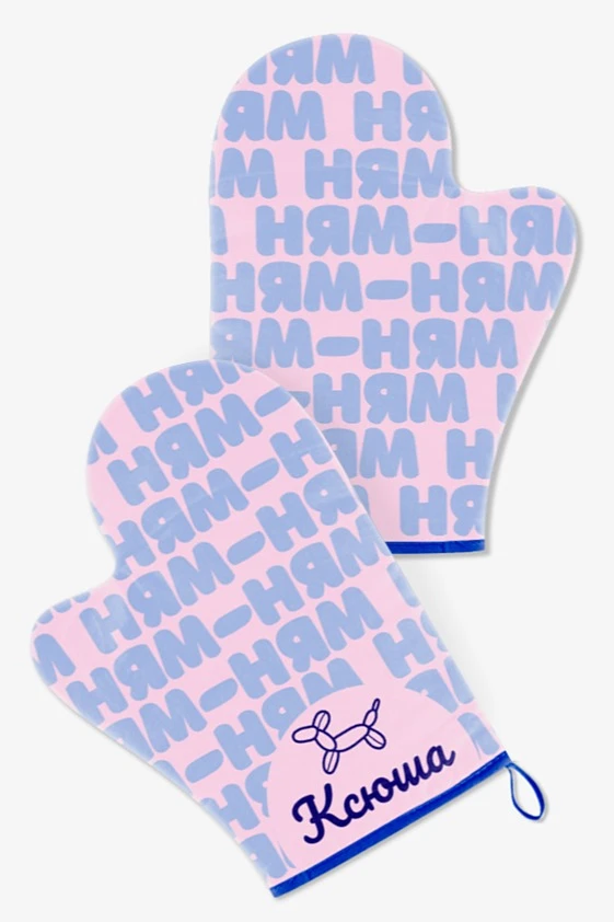 Купить прихватку Рукавица двухсторонняя с полной запечаткой "Ксюша" Купить прихватку Рукавица двухсторонняя с полной запечаткой "Ксюша"