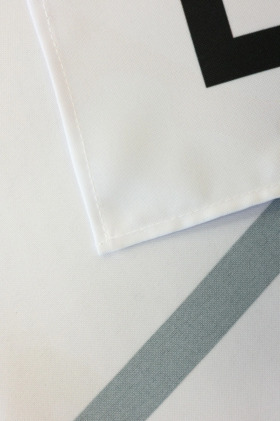 Скатерть прямоугольная 135х220 см, с полной запечаткой (полиэстер) "Graphic"#1