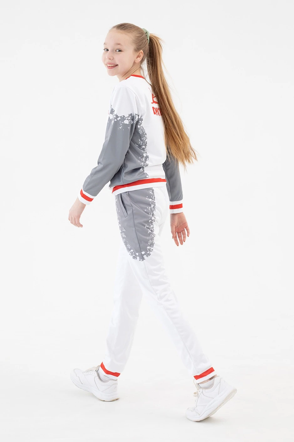 Свитшот Гарри детский из адидаса с полной запечаткой "Dances"#5 Свитшот Гарри детский из адидаса с полной запечаткой "Dances"#5