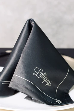 Салфетка из полиэстера 40х40 см, с полной запечаткой "Darkness"