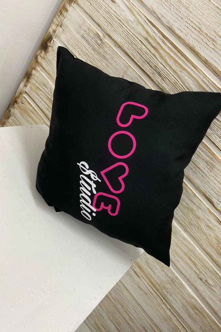 Купить подушку 30х30 см, с принтом "Love Studio"