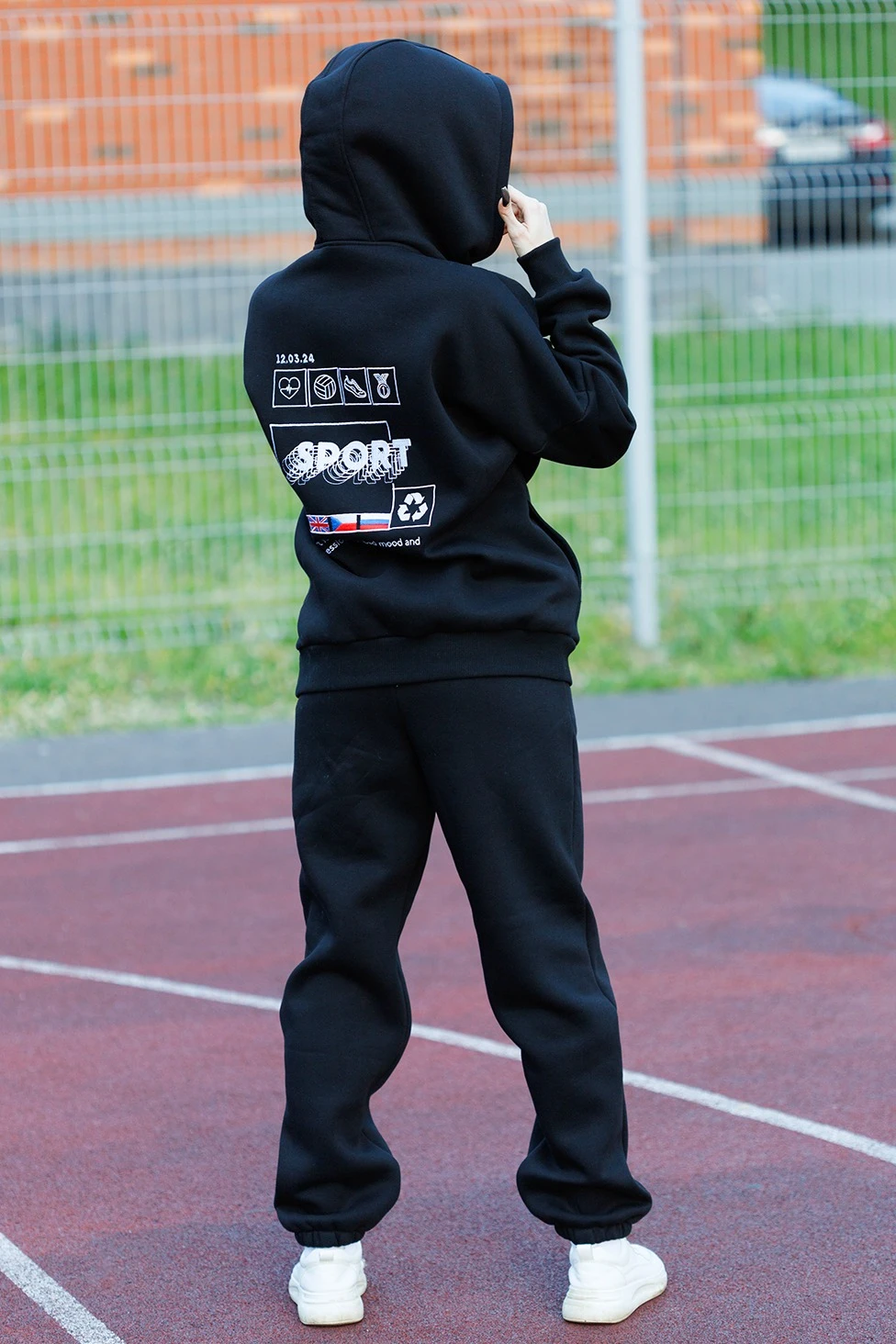 Брюки Хит из футера с начесом женские, однотонные черные#1 Брюки Хит из футера с начесом женские, однотонные черные#1