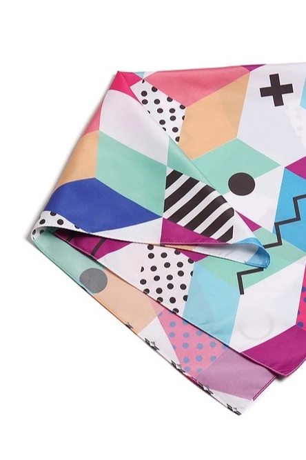 Платок Шанель 60х60 см, с полной запечаткой "Abstraction"#1 Платок Шанель 60х60 см, с полной запечаткой "Abstraction"#1