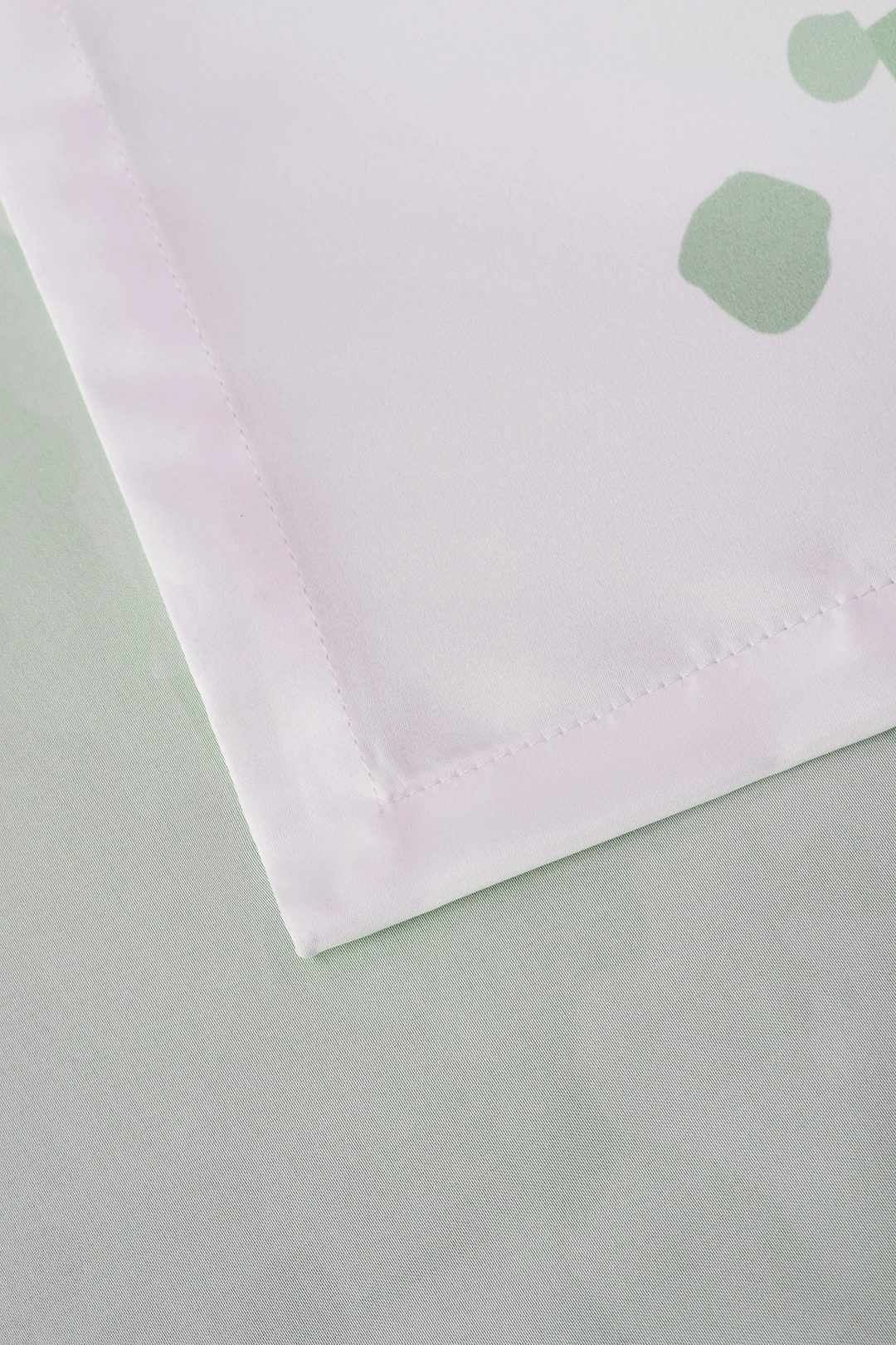 Скатерть прямоугольная 120х200 см, с полной запечаткой (полиэстер) "Green spot"#1