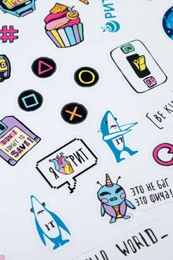 Фигурные наклейки на пленке