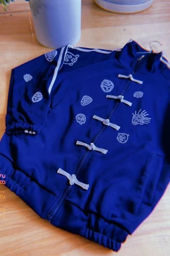 Купить толстовку на молнии с авторским принтом Петроглифами